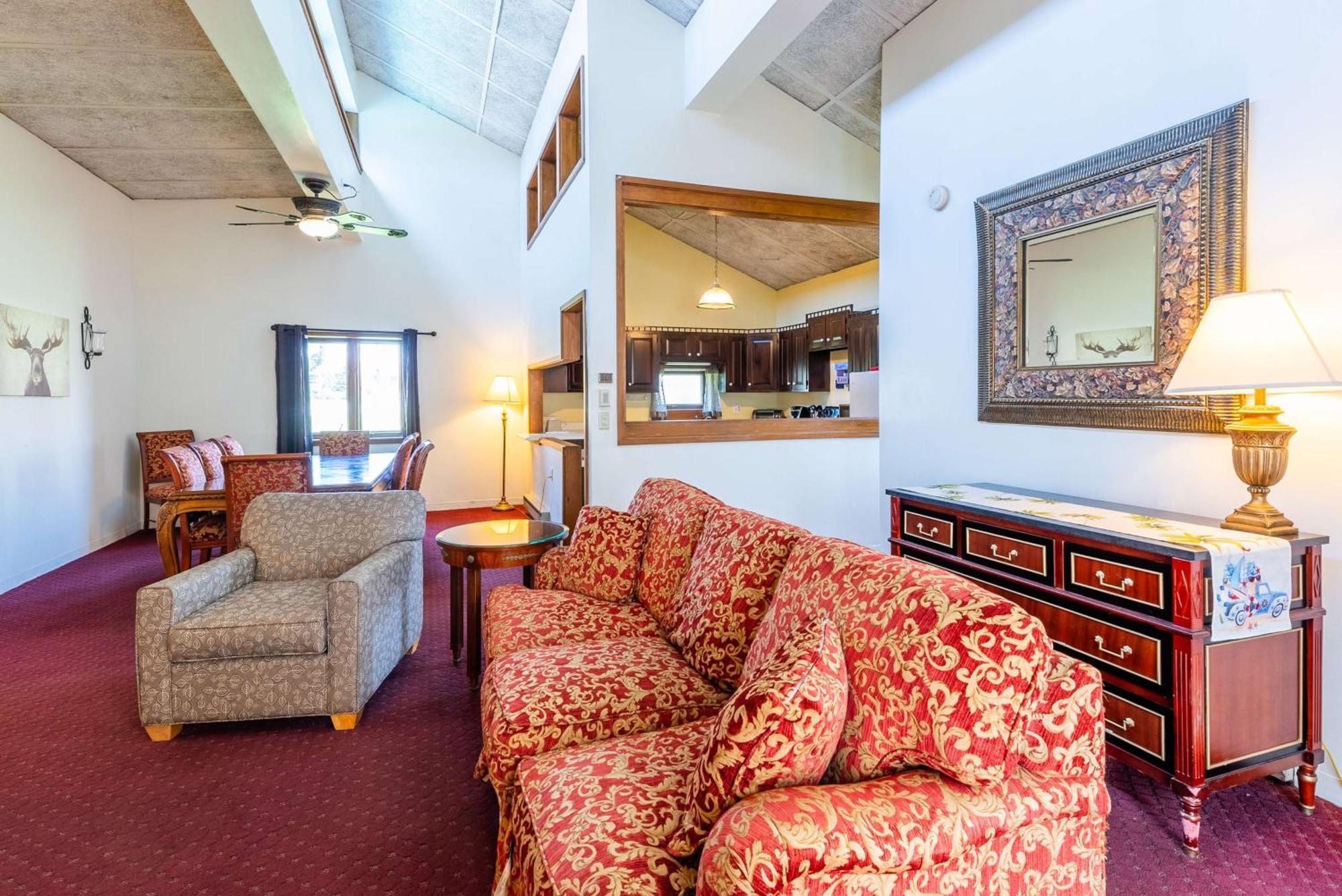 Fireside Inn And Suites Bangor Exterior photo