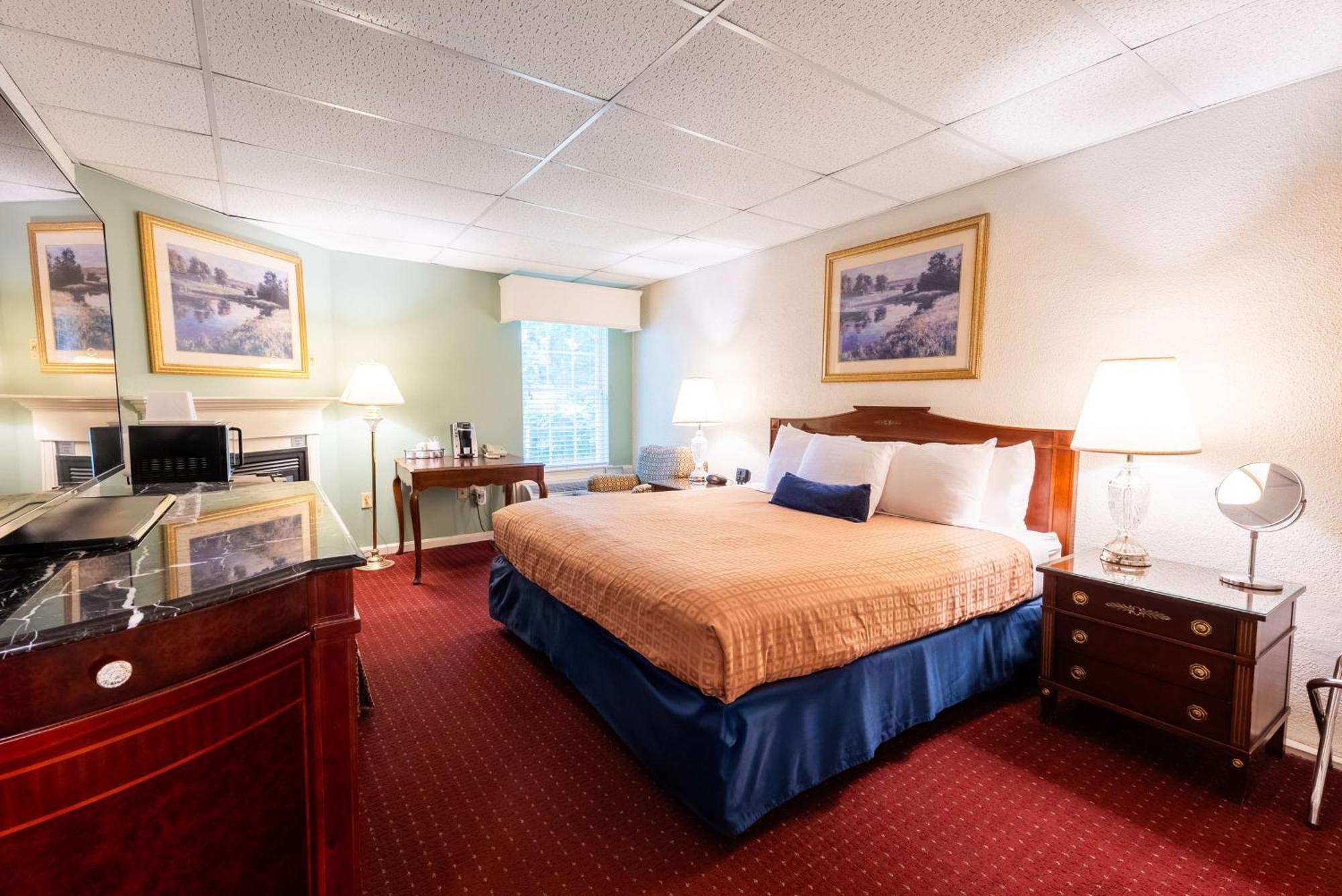 Fireside Inn And Suites Bangor Exterior photo